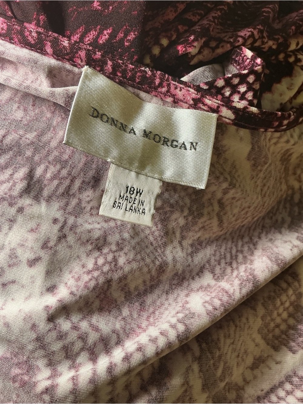 Donna Morgan Purple Snake-Print Faux Wrap Midi Dress Size 18W - Picture 2 of 5